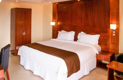 Kigali Hotel | Sainte Famille Hotel