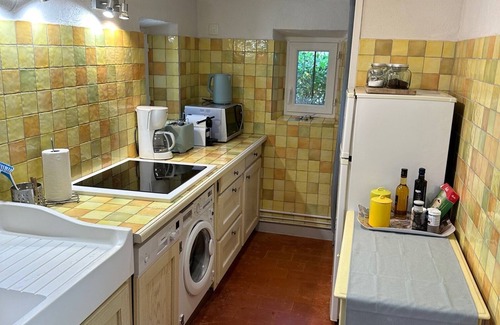 Sainte-Maxime City Centre House | Sainte Maxime: Mansion - STE MAXIME