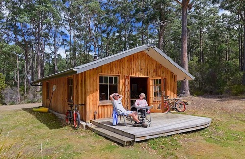 South Bruny House | Saintys Creek Cottage - Saintys Creek Cottage