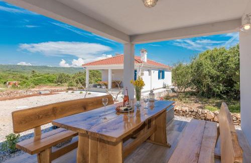 Dragove House | Sakarun - Ena