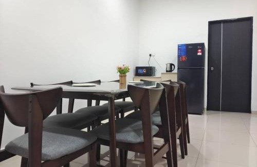 Miri House | Sakura homestay 5 bedrooms - Spring Lopeng 14 pax