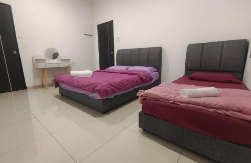 Miri House | Sakura homestay 5 bedrooms - Spring Lopeng 14 pax