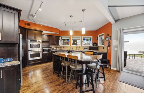 Oxbow House | SALE FROM 600! THIS IS THE ONE! Spacious!Exclusive!Private!Pet Friendly! Kayaks!