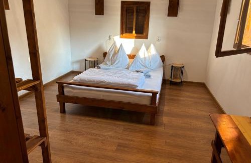 Carasova House | Salaš u Bregu in Cheile Carasului