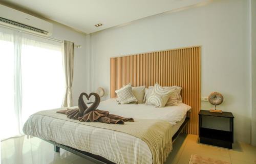 Thong Sala Apartment | Sala Loft - Spacious King Bed - 4K SmartTV
