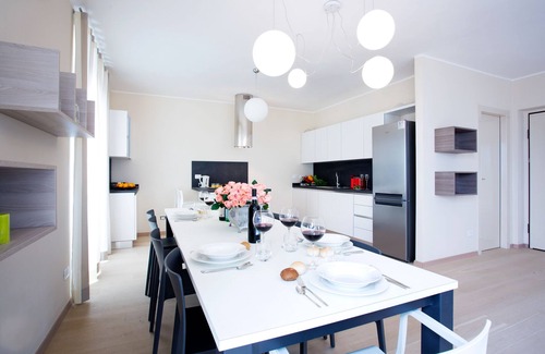 Sala Comacina Apartment | Sala Residence apartment no 5 with spa sleeping 10 by Italian Apartments