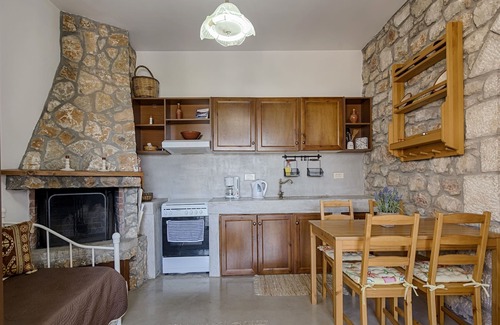Salakos Villa | Salakos Villas - Orange Villa