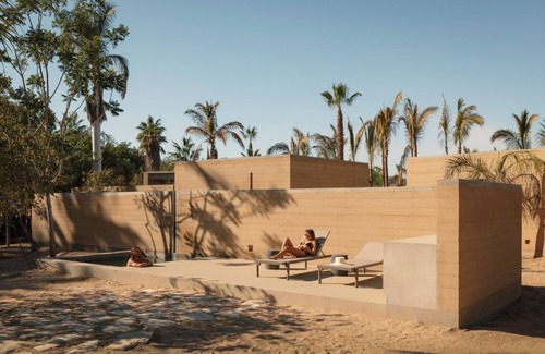 El Pescadero House | Salara - 5 Bedroom Sand Wall Residence in Pescadero