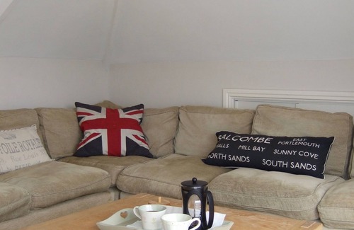 Salcombe House | Salcombe Cottage tucked away off Island St., short, level walk to all amenities.