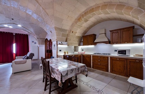 Giuggianello Apartment | Salento vacation home, just minutes from the Adriatic coast of Salento
