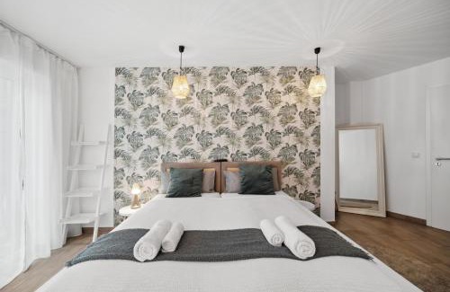Bayreuth Apartment | Sali Homes - AM2 Spacious Apartment with Terrace in City Center