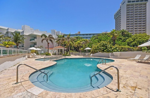 Puerta de Tierra Apartment | Saline Studio | located at the Condado Lagoon Villas building in Condado