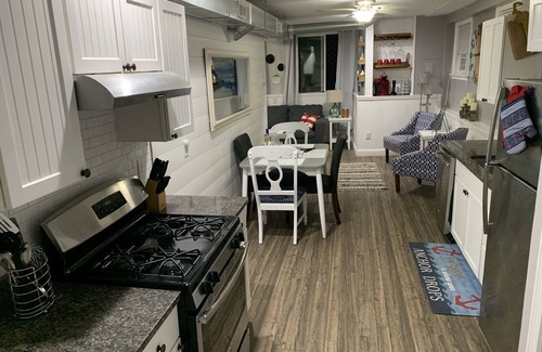 Salisbury Beach Apartment | Salisbury Beach Rental “Vitamin Sea”