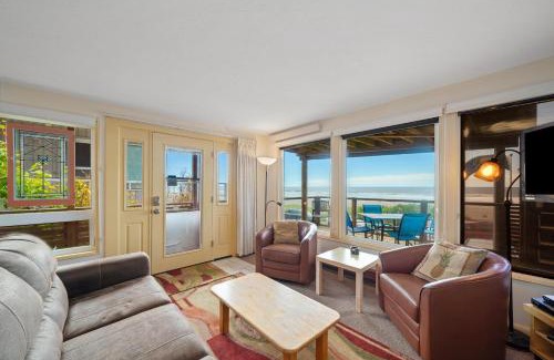 Manzanita House | Salish #50050