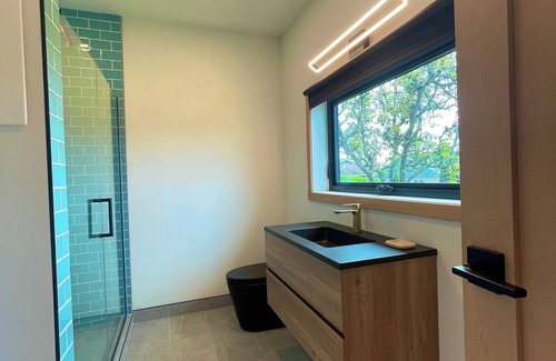 Powell River House | Salish Haven - New Carriage House