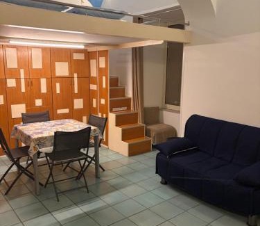 Chiaia Apartment | Salita Betlemme House
