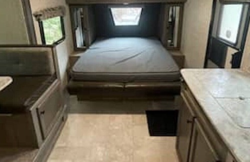 Malakwa House | Salmon Arm/Sicamous Area RV & Site
