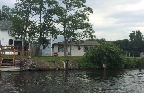 Port Ontario Cottage | Salmon River Waterfront Cottage w/available 1/2 price boat slip