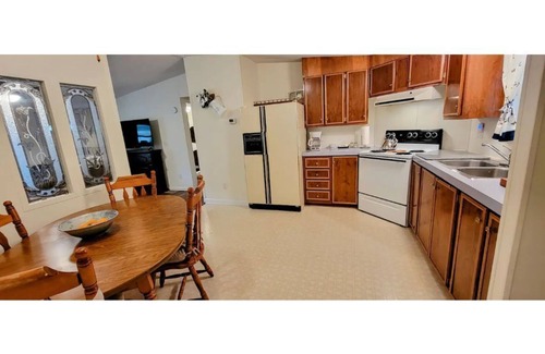 Summersville House | Salmon Run Boaters Bungelow