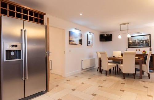 Kenmare House | Salmons Leap Holiday Home, Sneem Village, Ring of Kerry