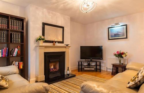 Sneem House | Salmons Leap Sneem Village Kerry