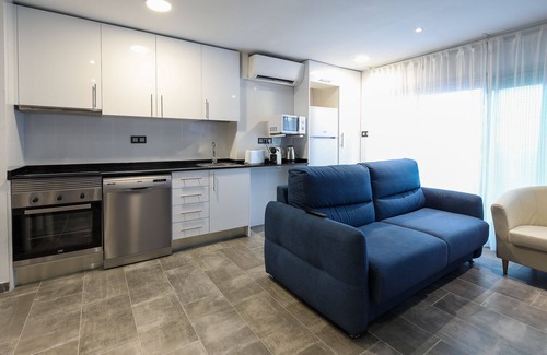 Salou City Centre Apartment | SalouBlues - NEW, 250 beach, pool terrace bq