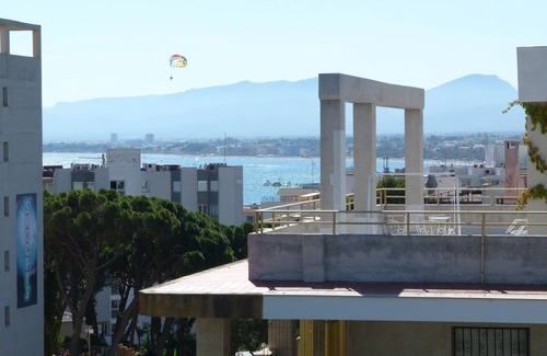 Salou City Centre Apartment | SalouBlues - NEW, 250 beach, pool terrace bq