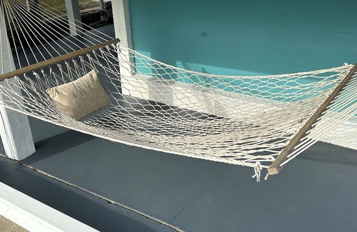 Laguna Beach Estates Apartment | Salt and Sand Studio (Downstairs Only)