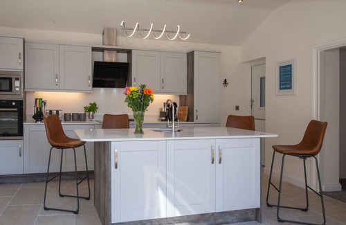 Whitby Cottage | Salt Bay