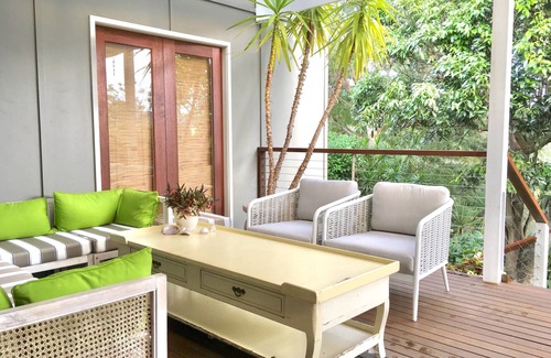 Werri Beach House | SALT COTTAGE - Pet Friendly, Stylish Holiday Home - prime beach location