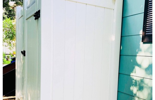 Villas Cottage | Salt-Kissed Cottage Escape - Sweet Seascape Beach Cottage Bliss!