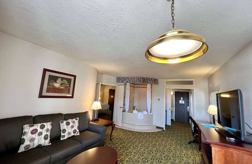 Downtown Salt Lake City Hotel | Salt Lake Plaza Hotel SureStay Collection by Best Western