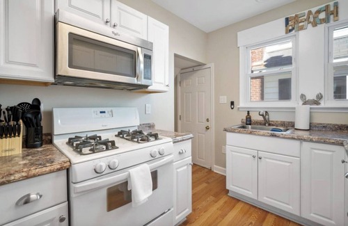Margate City Condo | Salt Life Retreat Unit A-2BR/2BA, Heart of Margate