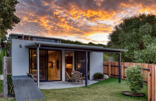 Venus Bay Ski Chalet | SALT Luxury Couples Bungalow