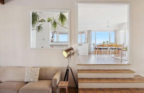 Peppermint Grove Beach House | Salt & Peppermint - Beachfront Escape with Stunning Views