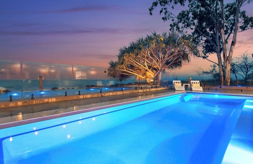 Traviston Apartment | Salt & Stone Villa on the beach - Villa 2 of 4