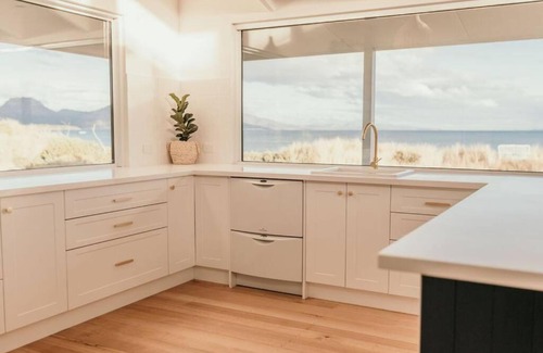 Dolphin Sands House | Saltair Freycinet