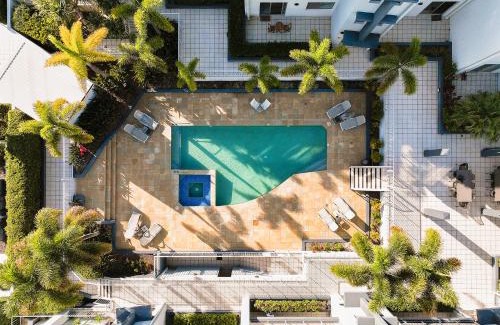 Mermaid Beach Apartment | Saltair Retreat