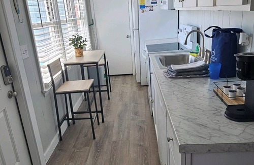 Kitty Hawk Condo | Saltaire 2: Studio King Steps 2 Private Beach Pool