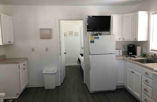 Kitty Hawk Condo | Saltaire Cottages 3: 2BR Steps to Private Beach Access Screened Porch Pool