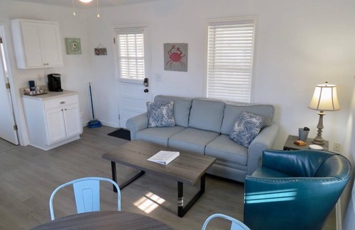 Kitty Hawk Condo | Saltaire Cottages 6: 2BR Steps to Private Beach Access Screen Porch Pool