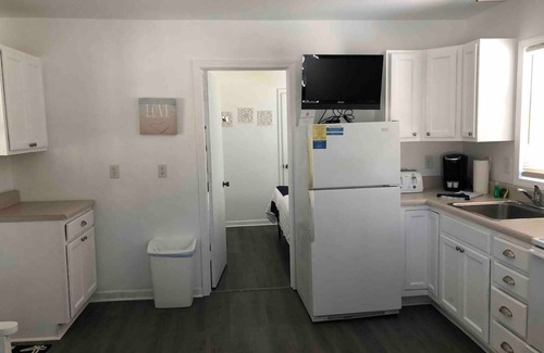 Kitty Hawk Condo | Saltaire Cottages 7: 2BR Steps to Private Beach Access Screened Porch Pool!