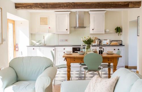 Worlington House | Salters