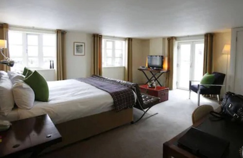 Ipswich Hotel | Salthouse Harbour Hotel