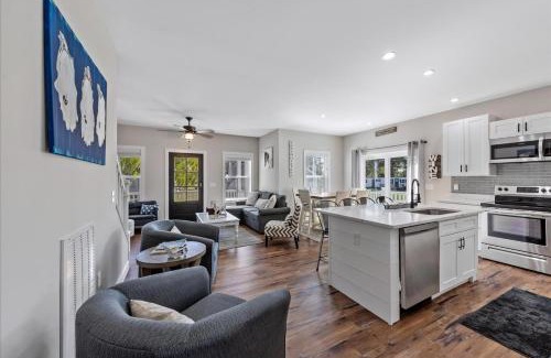 Chincoteague House | Saltwater Pony