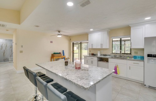 Joel House | Saltwater Pool & Lanai: Lehigh Acres Escape!