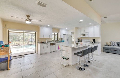 Joel House | Saltwater Pool & Lanai: Lehigh Acres Escape!