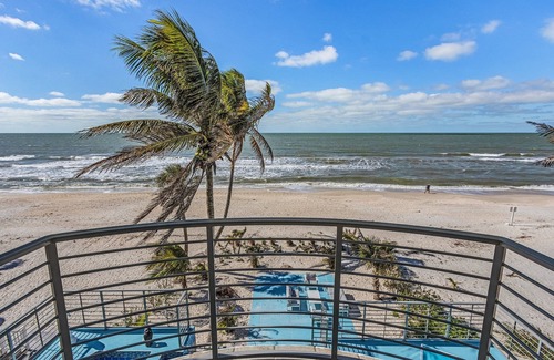 Bonita Springs House | Saltwater Sanctuary | Oceanfront + Pool & Theatre!