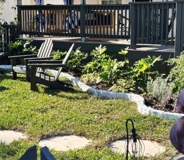 Fort Myers River District Villa | Saltwater Spa and Walk to Best Eats and Shops