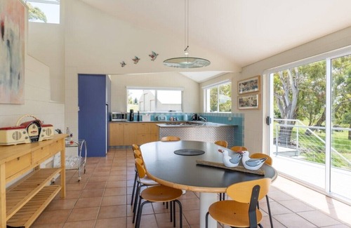 Little Swanport Apartment | Saltworks 68 - Freycinet Holiday Houses